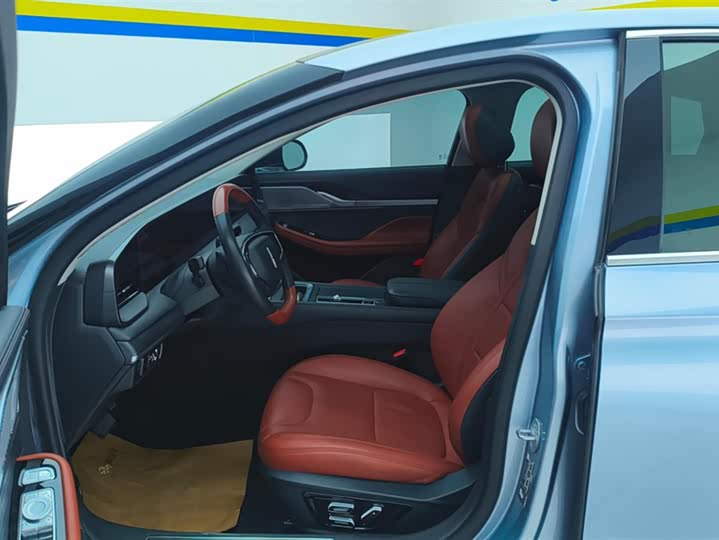 Фото 9 - Lincoln Z (Zephyr)