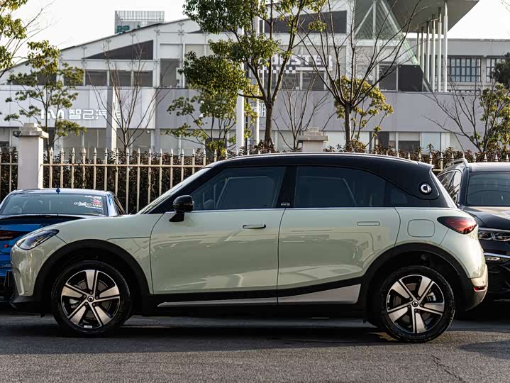 Фото 8 - Smart #1