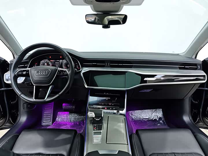 Фото 7 - Audi A6L