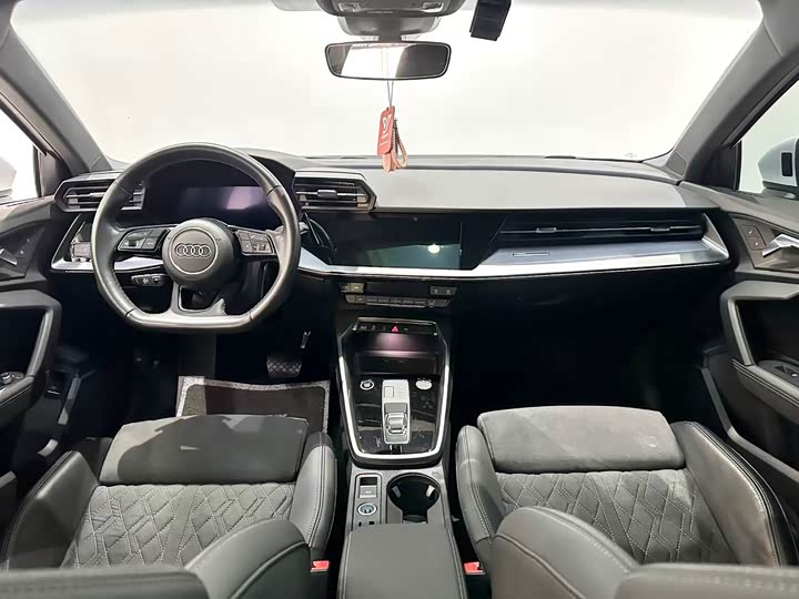 Фото 8 - Audi A3