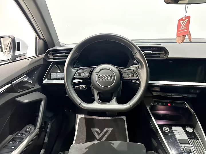 Фото 9 - Audi A3