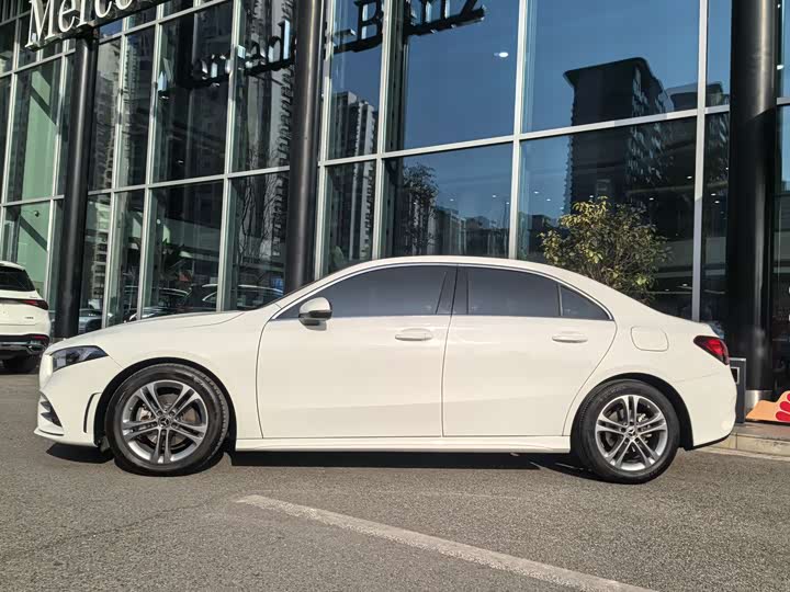 Фото 2 - Mercedes-Benz A-Class