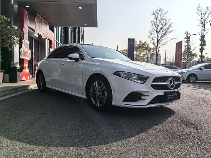 Фото 4 - Mercedes-Benz A-Class