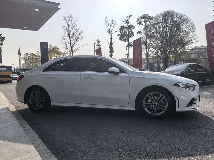 Фото 5 - Mercedes-Benz A-Class