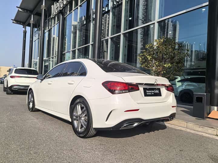 Фото 6 - Mercedes-Benz A-Class