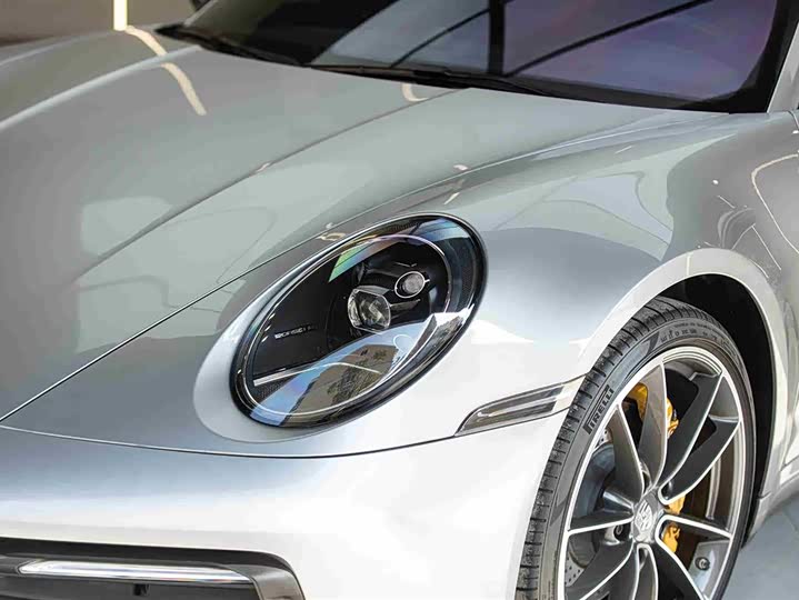 Фото 4 - Porsche 911