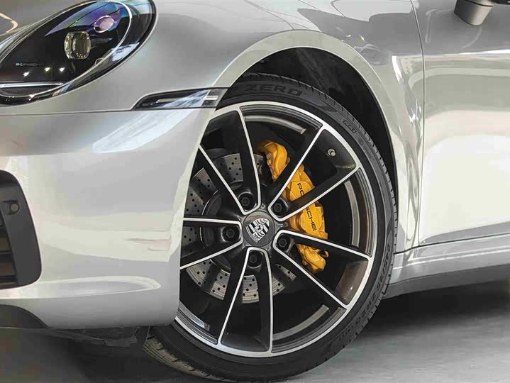 Фото 5 - Porsche 911