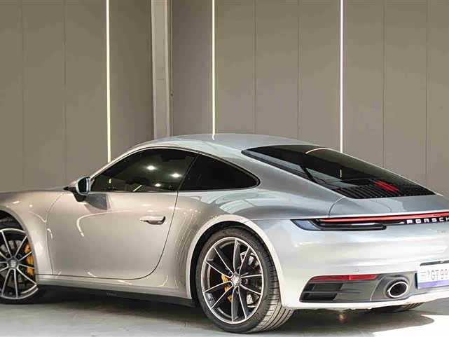 Фото 7 - Porsche 911