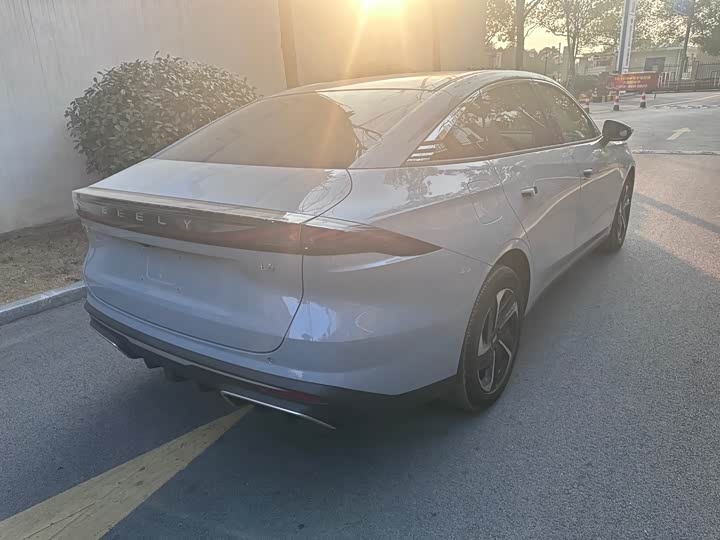 Фото 9 - Geely Galaxy L6