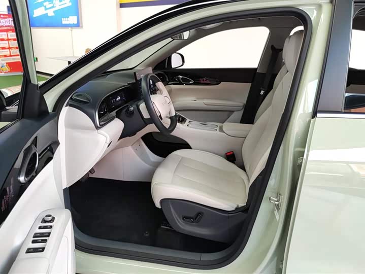 Фото 9 - Geely Galaxy Geome