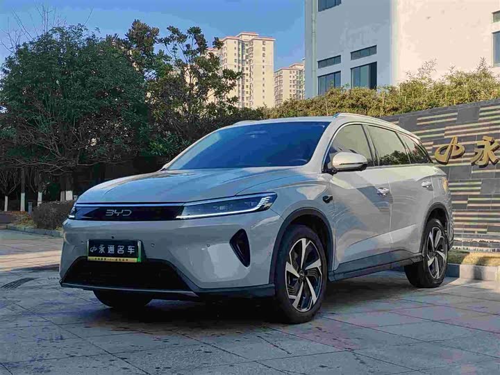 Фото 1 - BYD Sea Lion 05 DM-i Hybrid