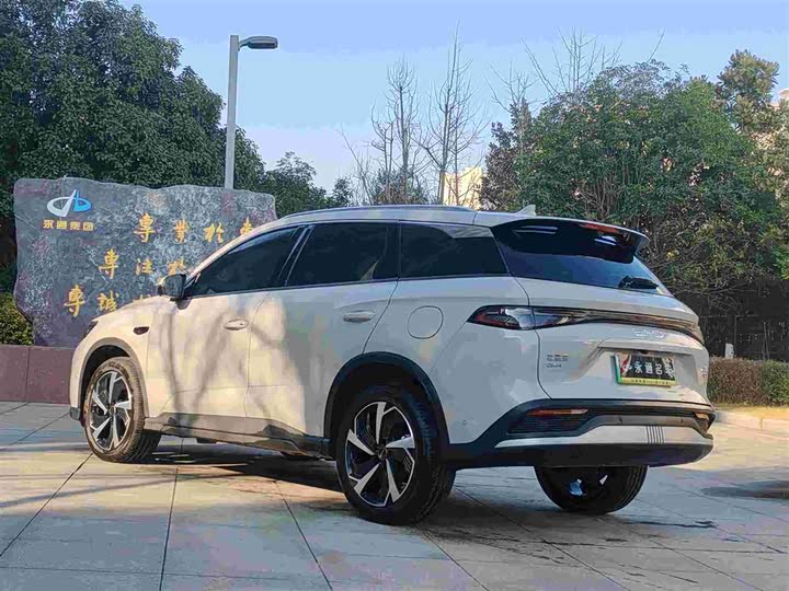 Фото 7 - BYD Sea Lion 05 DM-i Hybrid