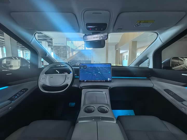 Фото 6 - XPeng X9