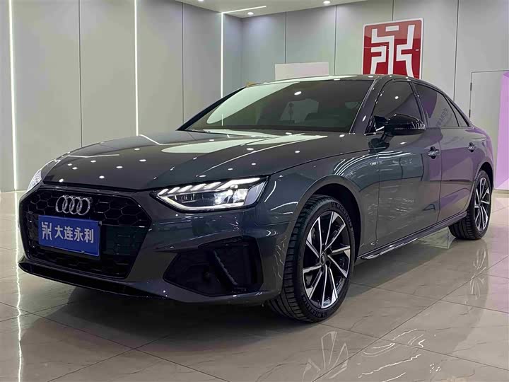 Фото 1 - Audi A4L