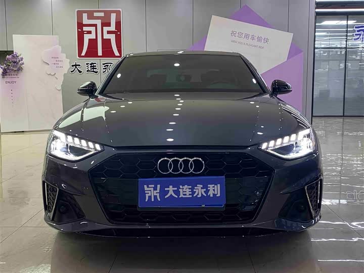 Фото 2 - Audi A4L