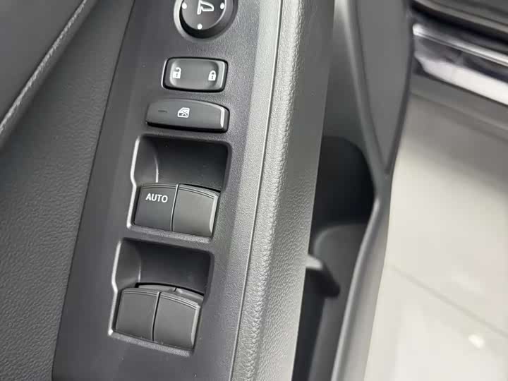 Фото 7 - Honda XR-V