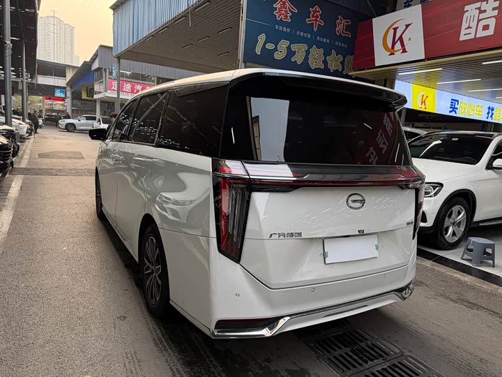 Фото 5 - GAC Trumpchi M8