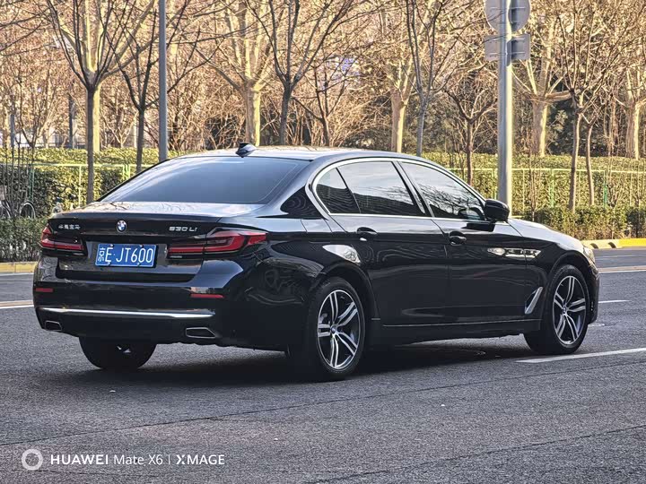 Фото 6 - BMW 5 Series