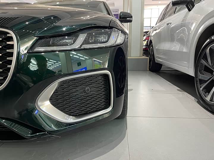 Фото 3 - Jaguar XF L