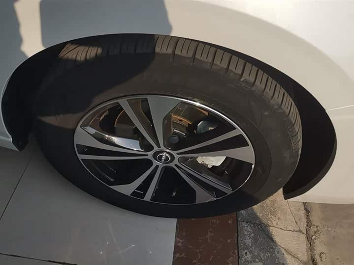 Фото 6 - Nissan Sylphy