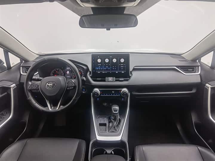 Фото 5 - Toyota Wildlander