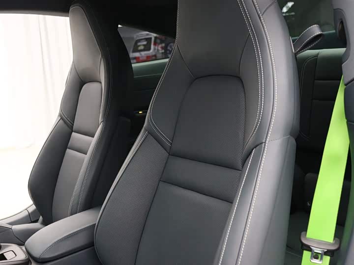 Фото 4 - Porsche 911