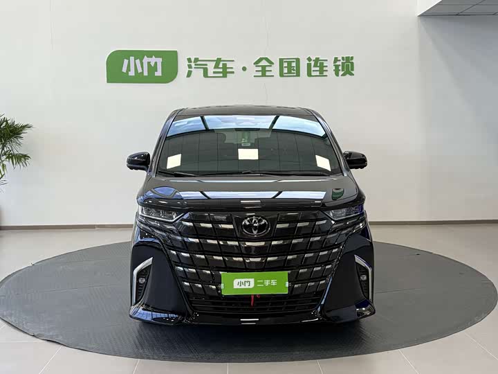 Фото 2 - Toyota Alphard