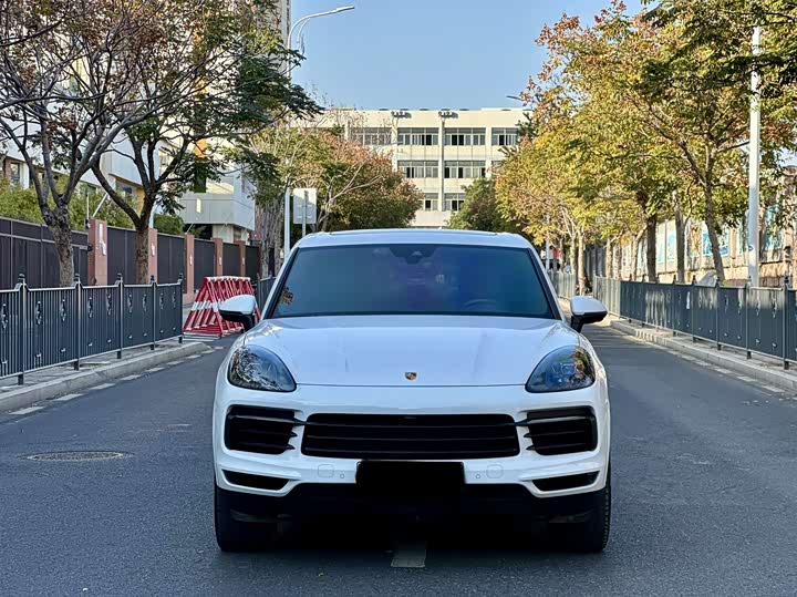Фото 2 - Porsche Cayenne Hybrid