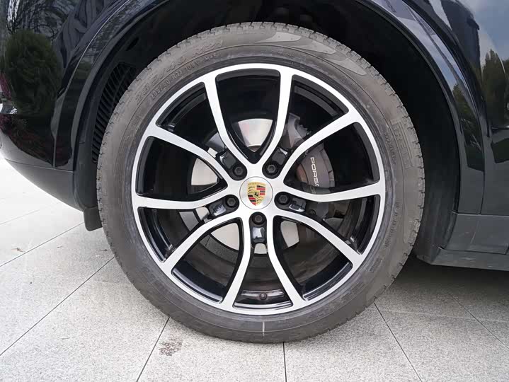 Фото 6 - Porsche Cayenne