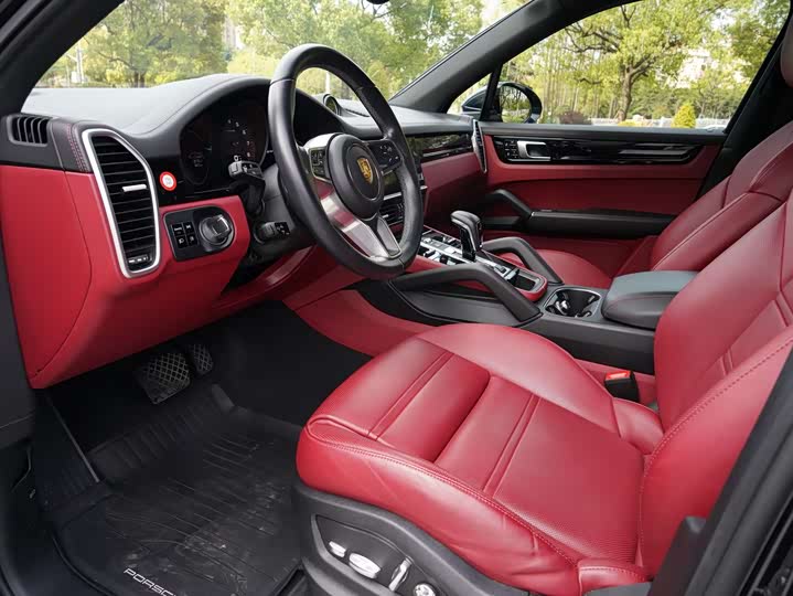 Фото 7 - Porsche Cayenne