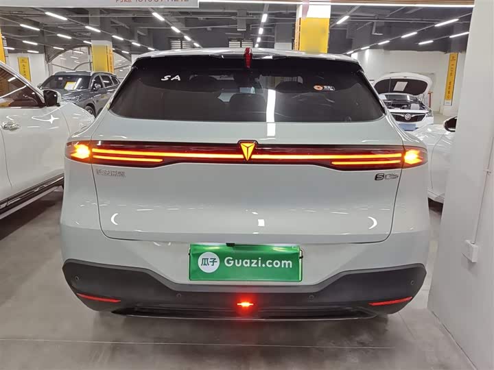 Фото 6 - Changan Deepal S05