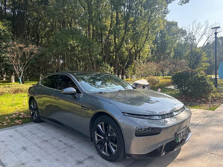 Фото 1 - XPeng P7