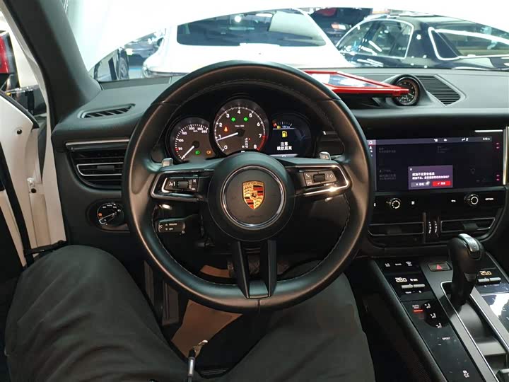 Фото 3 - Porsche Macan