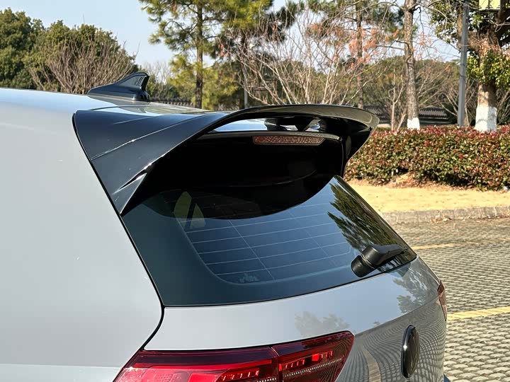 Фото 9 - Volkswagen Golf