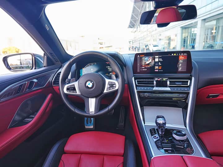 Фото 8 - BMW 8 Series