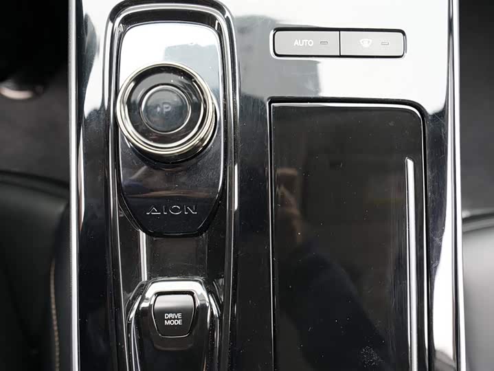Фото 9 - GAC Aion S