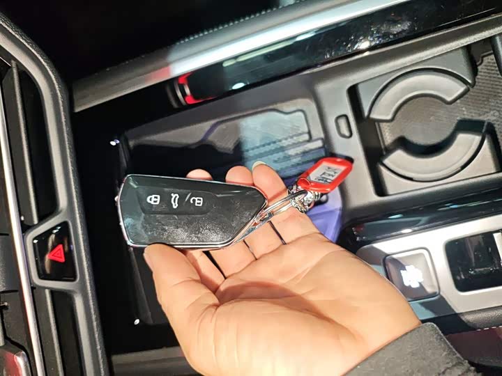 Фото 9 - Volkswagen Magotan