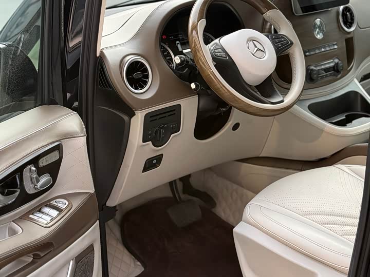 Фото 7 - Mercedes-Benz Vito