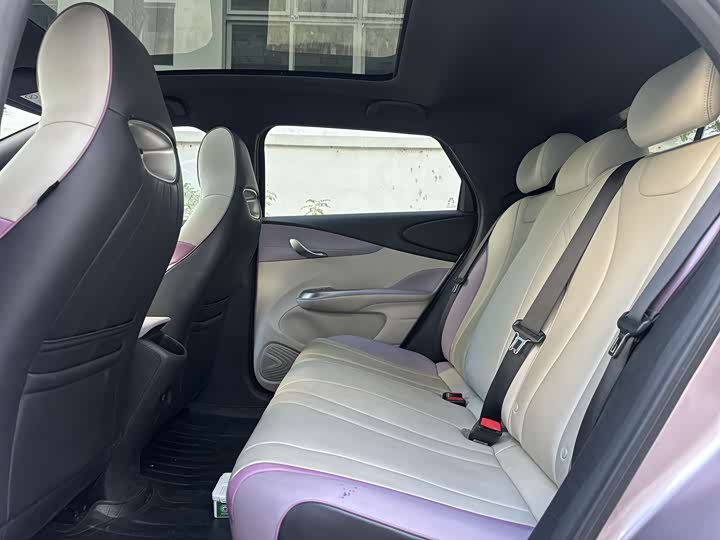 Фото 6 - BYD Dolphin