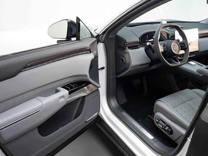 Фото 8 - Zeekr 7X