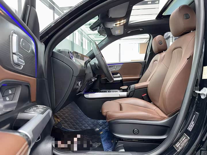 Фото 4 - Mercedes-Benz GLB-Class