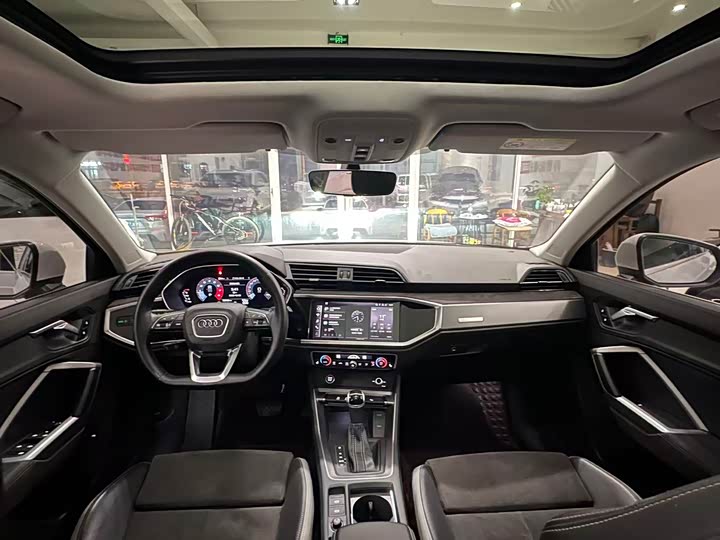 Фото 9 - Audi Q3