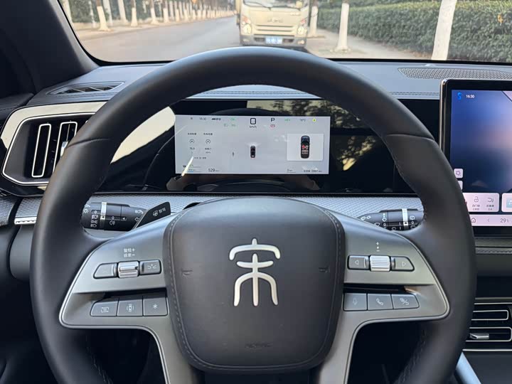 Фото 9 - BYD Song Pro Hybrid