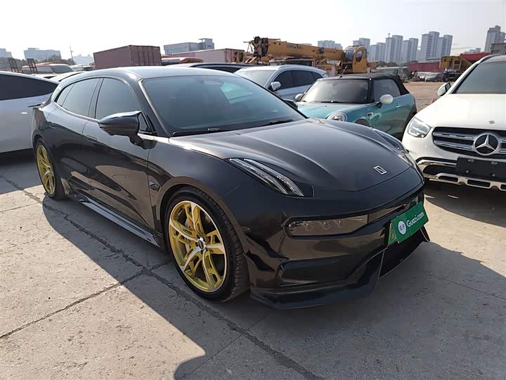 Фото 4 - Zeekr 001