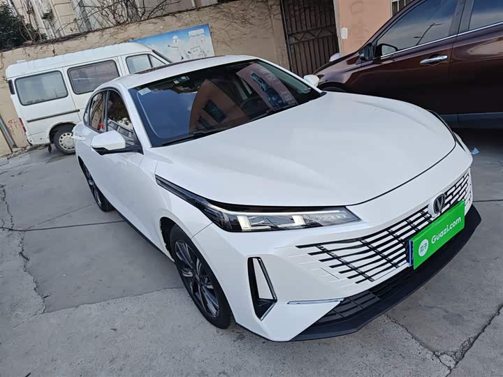 Фото 4 - Changan Eado Plus