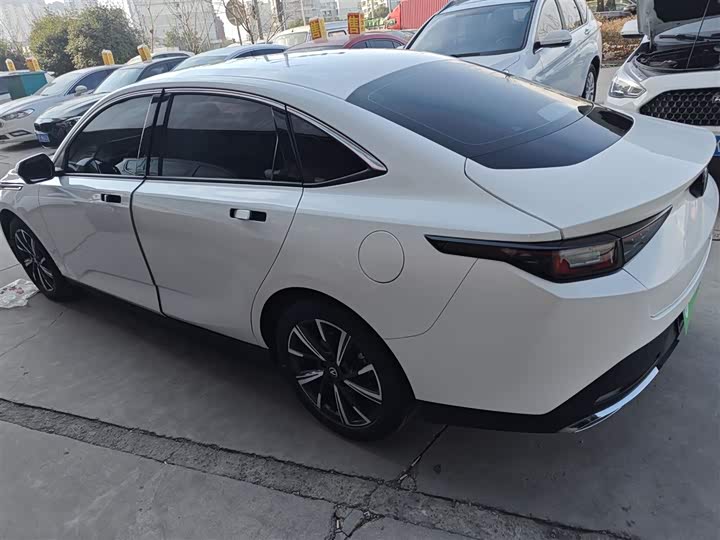 Фото 5 - Changan Eado Plus