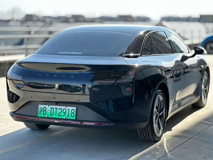 Фото 8 - XPeng Mona M03