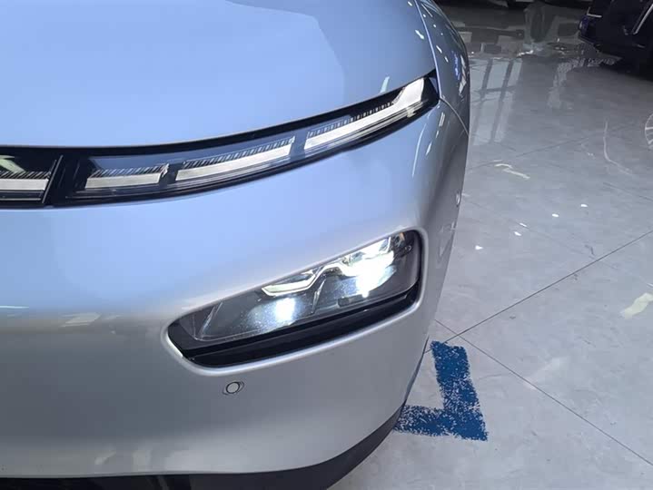 Фото 5 - XPeng P7