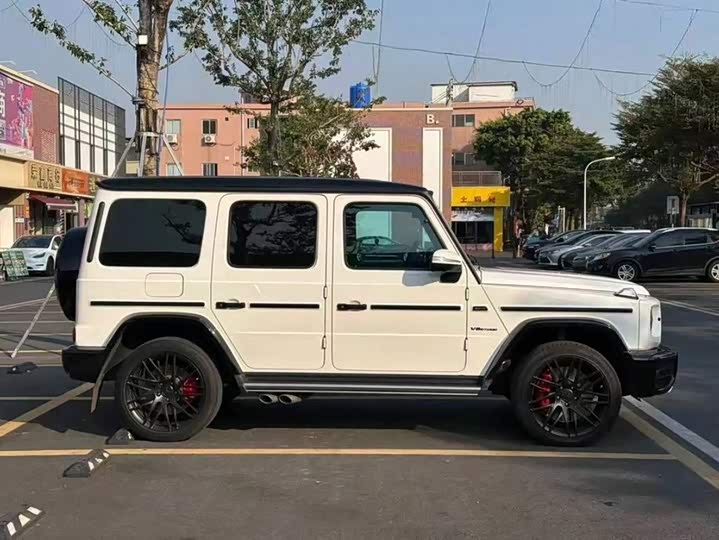 Фото 5 - Mercedes-Benz G-Class AMG