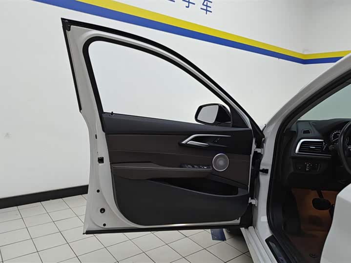 Фото 7 - BMW 1 Series